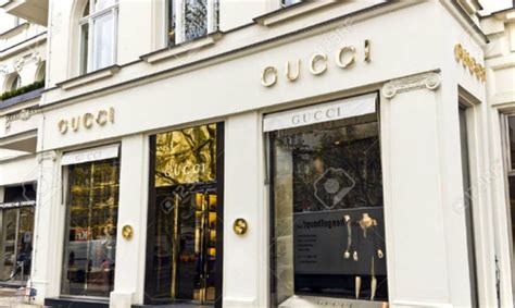 gucci lavora con noi architetto